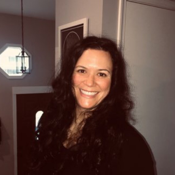 Meet your Posher, Kristy - Picture 1 of 1